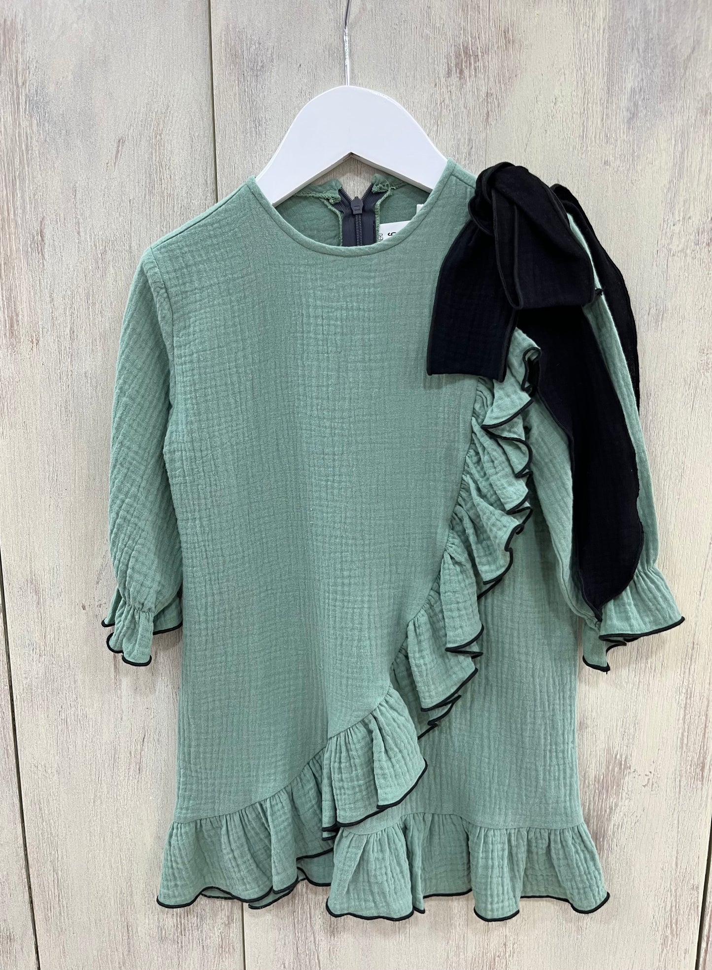 Green bambula semi-sleeved dress Pilar Batanero